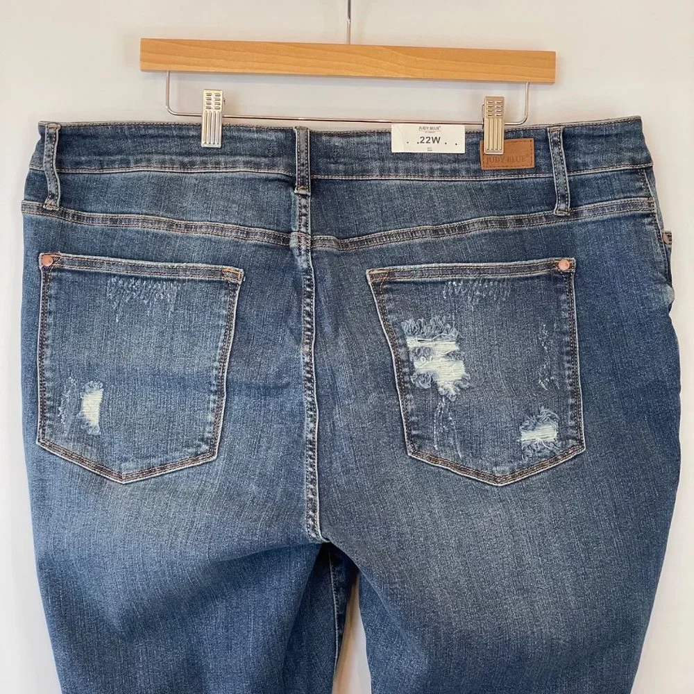 NWT Judy Blue Los Angeles Womens 22W Mid Rise Distressed Skinny Jeans JB88177 - Picture 6 of 16